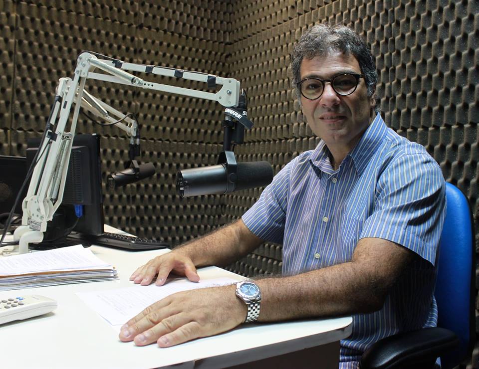 Professor Marco Antônio Jorge dá dicas. Foto: Josafá Neto/Rádio UFS