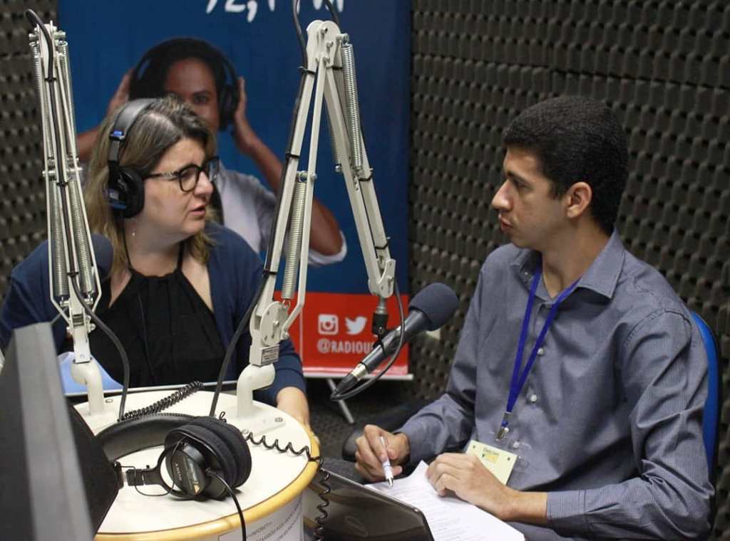 Juliana Almeida e Josafá Neto apresentarão cobertura das eleições. Foto: Romário Silva